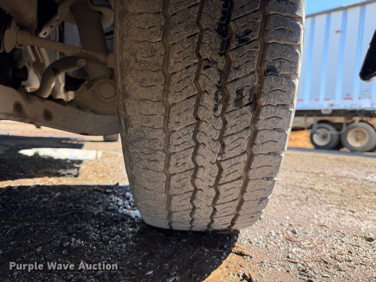 image for item EA0051 2006 Ford F150 Ext. Cab pickup truck