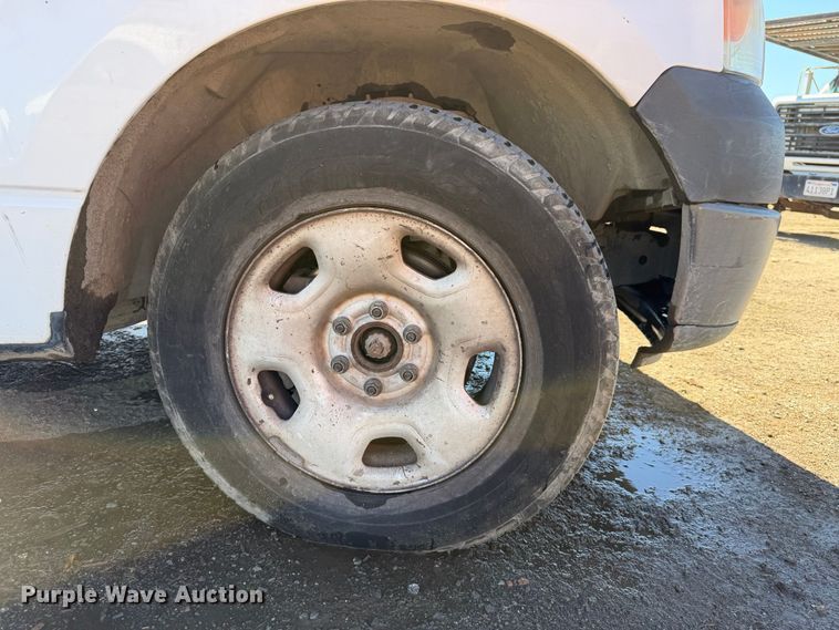 image for item EA0051 2006 Ford F150 Ext. Cab pickup truck