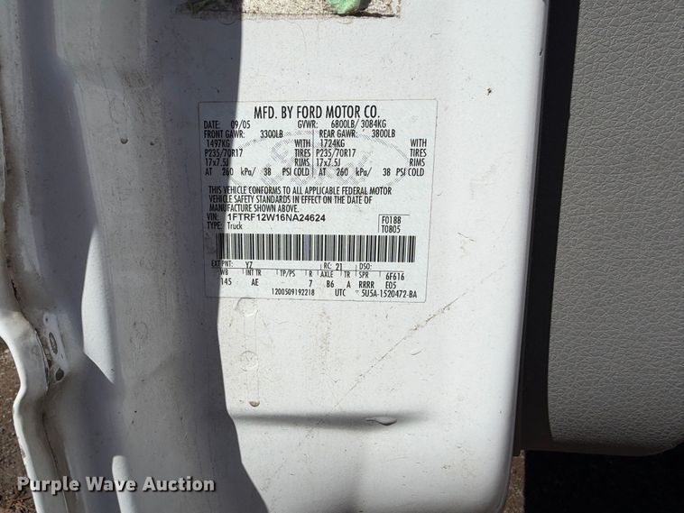 image for item EA0051 2006 Ford F150 Ext. Cab pickup truck