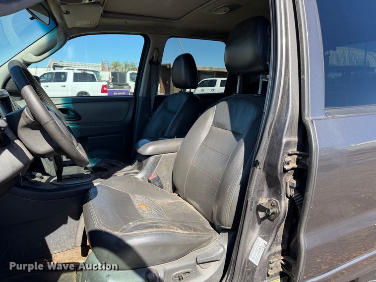 image for item EA0052 2006 Ford Escape SUV