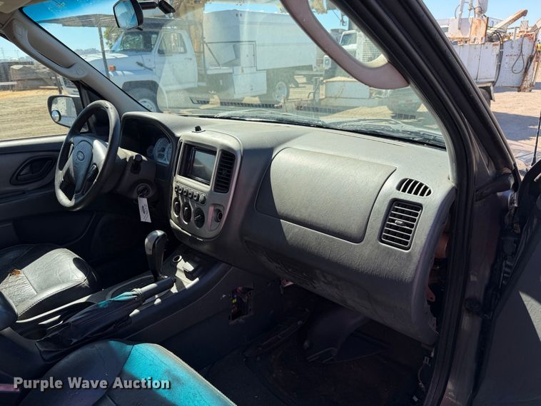 image for item EA0052 2006 Ford Escape SUV