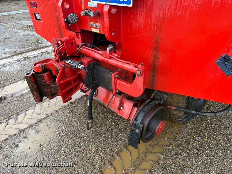 image for item EA0529 2013 Shuttlewagon Navigator NVX8040 railcar mover