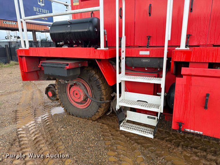 image for item EA0529 2013 Shuttlewagon Navigator NVX8040 railcar mover
