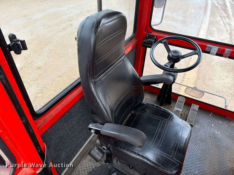 image for item EA0529 2013 Shuttlewagon Navigator NVX8040 railcar mover