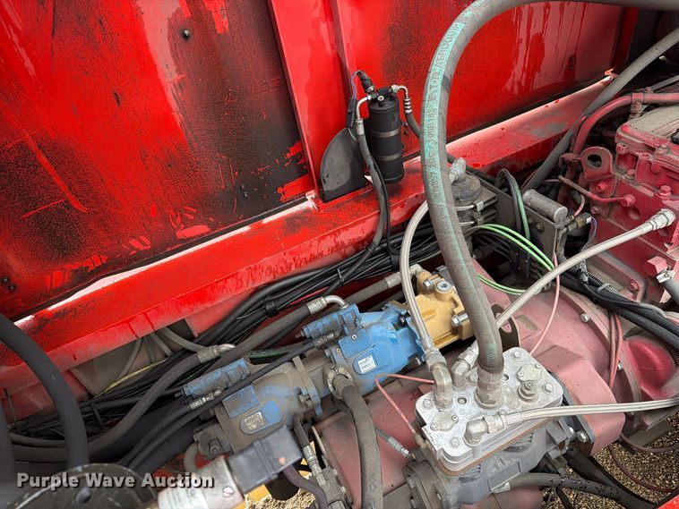 image for item EA0529 2013 Shuttlewagon Navigator NVX8040 railcar mover