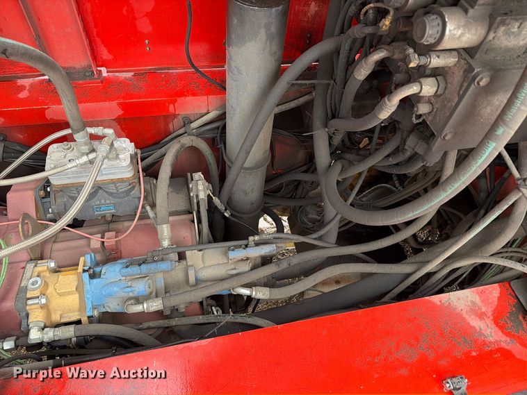 image for item EA0529 2013 Shuttlewagon Navigator NVX8040 railcar mover