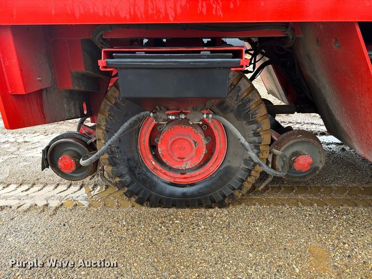 image for item EA0529 2013 Shuttlewagon Navigator NVX8040 railcar mover