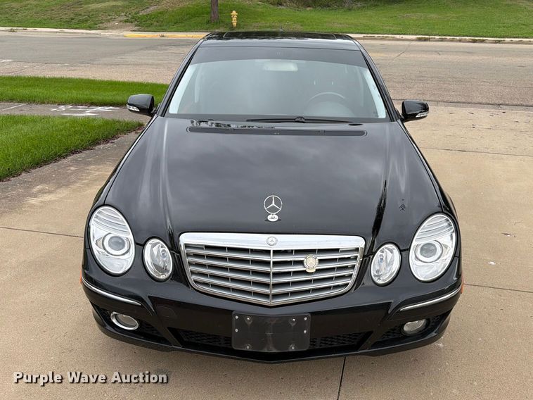 image for item EA0575 2007 Mercedes-Benz E-550 