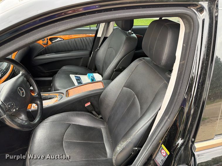 image for item EA0575 2007 Mercedes-Benz E-550 