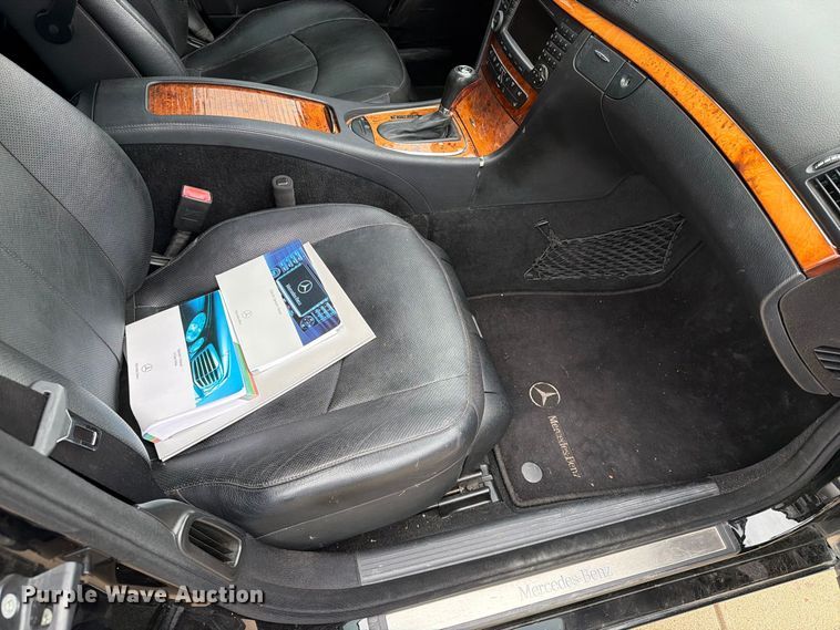 image for item EA0575 2007 Mercedes-Benz E-550 