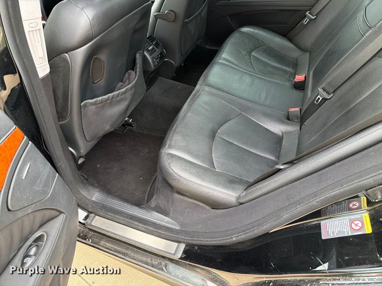 image for item EA0575 2007 Mercedes-Benz E-550 