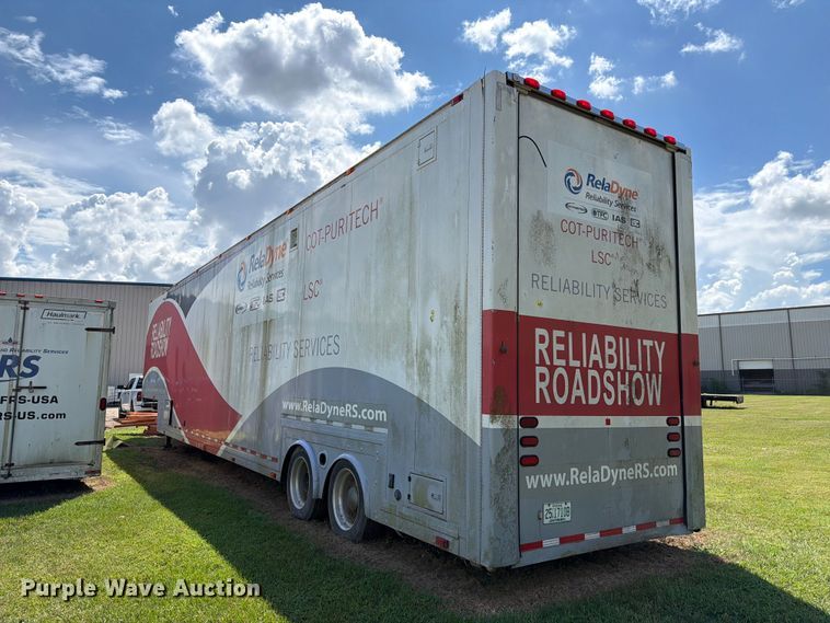 image for item EA7329 2002 Kentucky dry van trailer