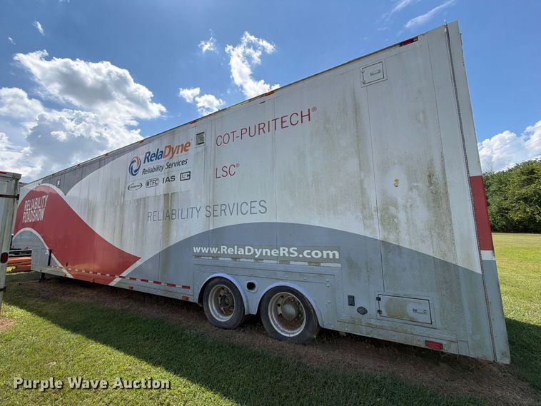 image for item EA7329 2002 Kentucky dry van trailer