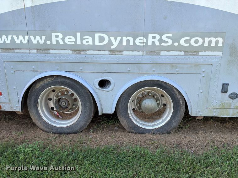 image for item EA7329 2002 Kentucky dry van trailer