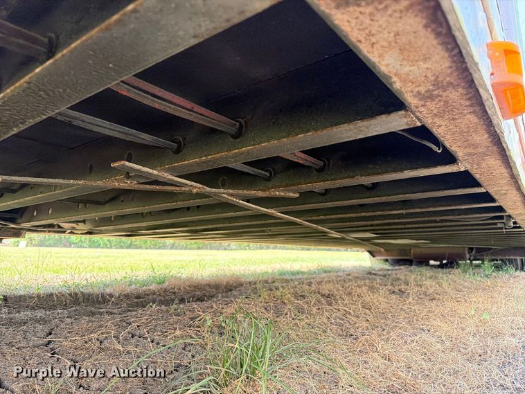 image for item EA7329 2002 Kentucky dry van trailer