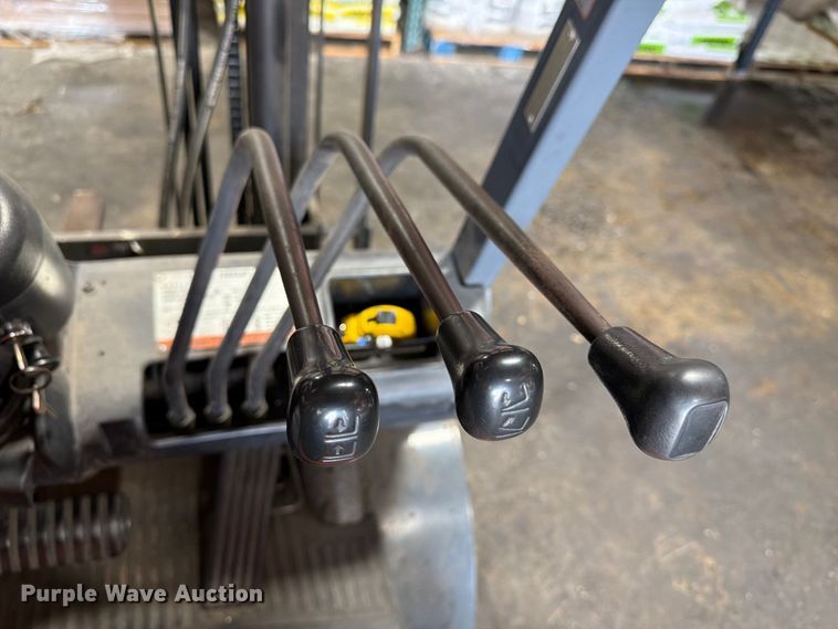 image for item EA7349 1996 Toyota 42-6FGU18 forklift