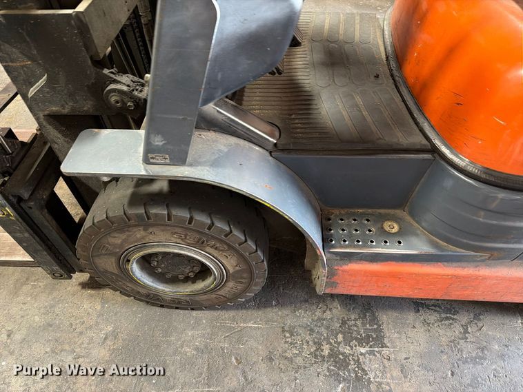image for item EA7349 1996 Toyota 42-6FGU18 forklift