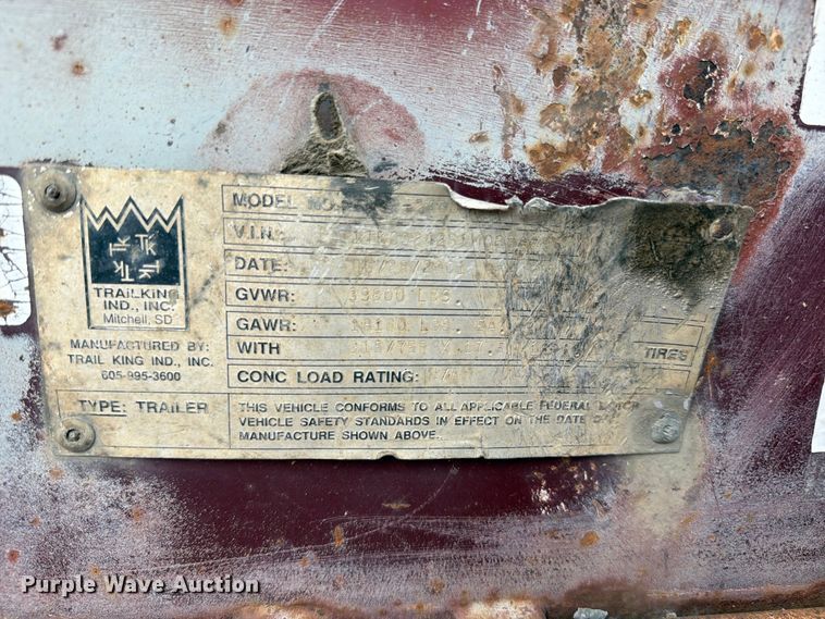 image for item ED0195 2001 Trail King flatbed trailer
