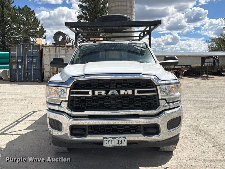 image for item ED0196 2019 RAM 2500 utility bed pickup truck