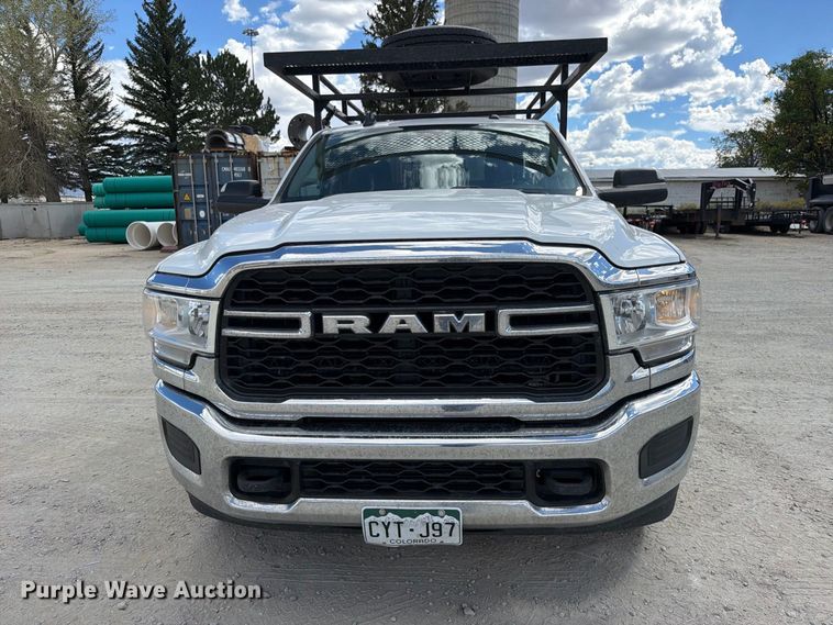 image for item ED0196 2019 RAM 2500 utility bed pickup truck