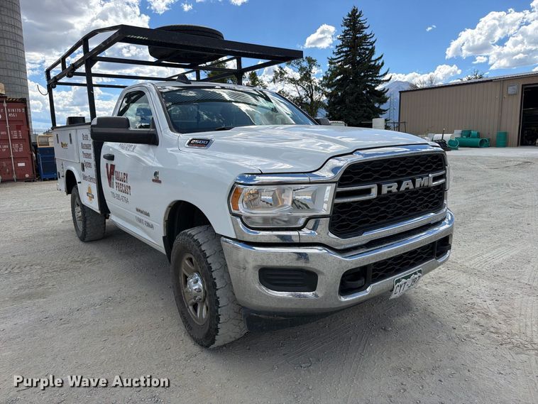 image for item ED0196 2019 RAM 2500 utility bed pickup truck