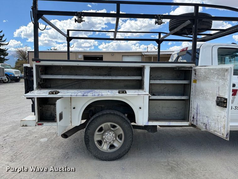 image for item ED0196 2019 RAM 2500 utility bed pickup truck