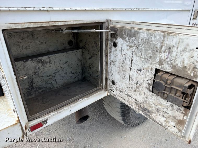 image for item ED0196 2019 RAM 2500 utility bed pickup truck