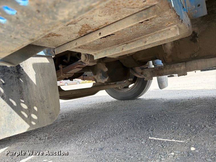 image for item ED0197 2000 International 4700 flatbed truck