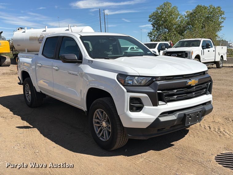 image for item ED0198 2023 Chevrolet Colorado LT Crew Cab pickup truck