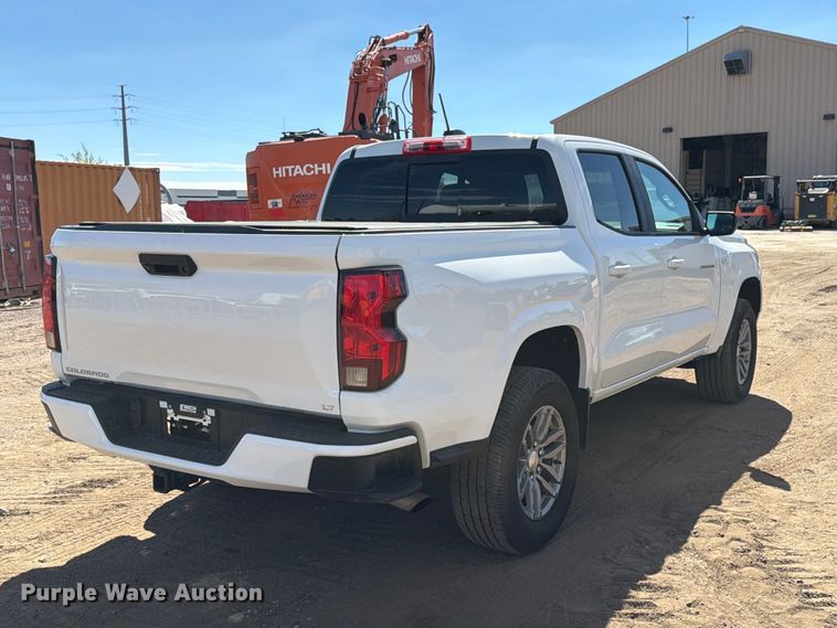 image for item ED0198 2023 Chevrolet Colorado LT Crew Cab pickup truck