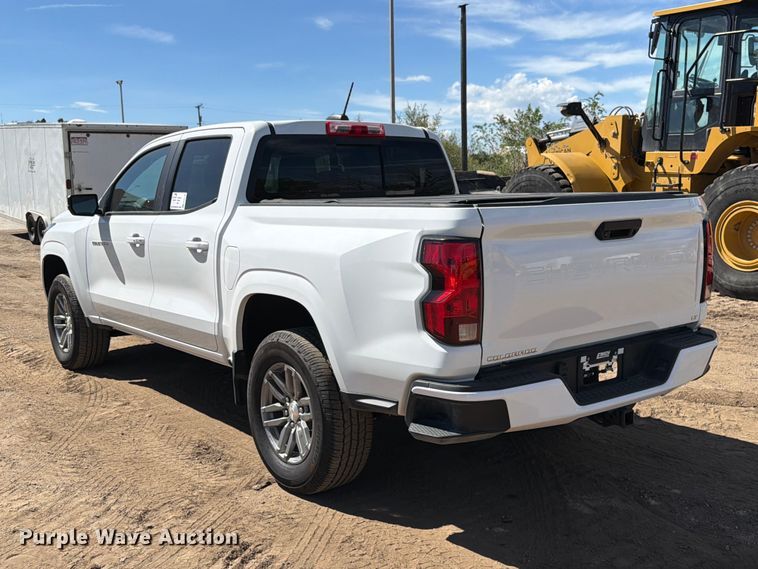 image for item ED0198 2023 Chevrolet Colorado LT Crew Cab pickup truck