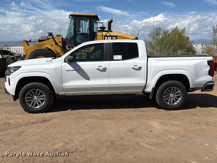 image for item ED0198 2023 Chevrolet Colorado LT Crew Cab pickup truck