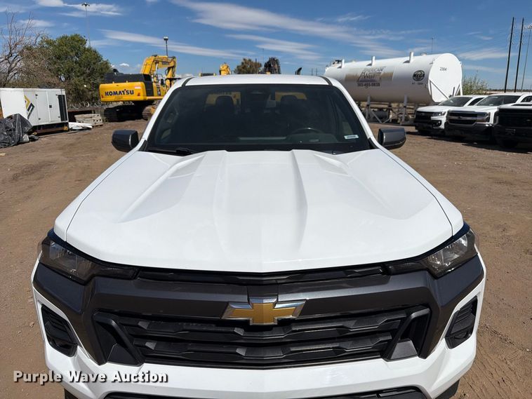 image for item ED0198 2023 Chevrolet Colorado LT Crew Cab pickup truck