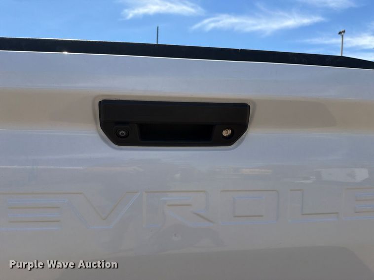 image for item ED0198 2023 Chevrolet Colorado LT Crew Cab pickup truck