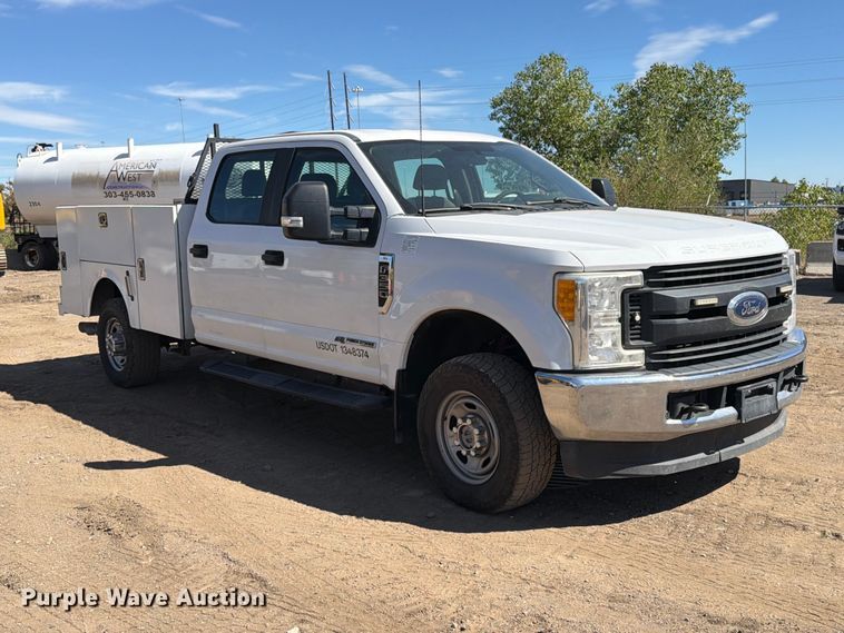 image for item ED0199 2017 Ford F350 Super Duty Crew Cab utility bed pickup truck