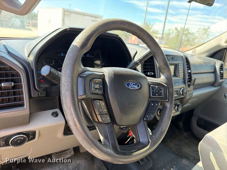 image for item ED0199 2017 Ford F350 Super Duty Crew Cab utility bed pickup truck