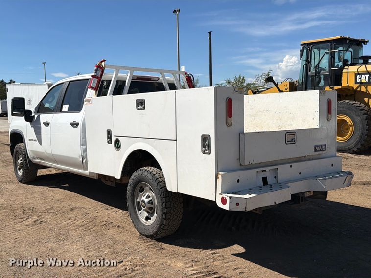 image for item ED0200 2020 Chevrolet Silverado 2500 Crew Cab utility bed pickup truck