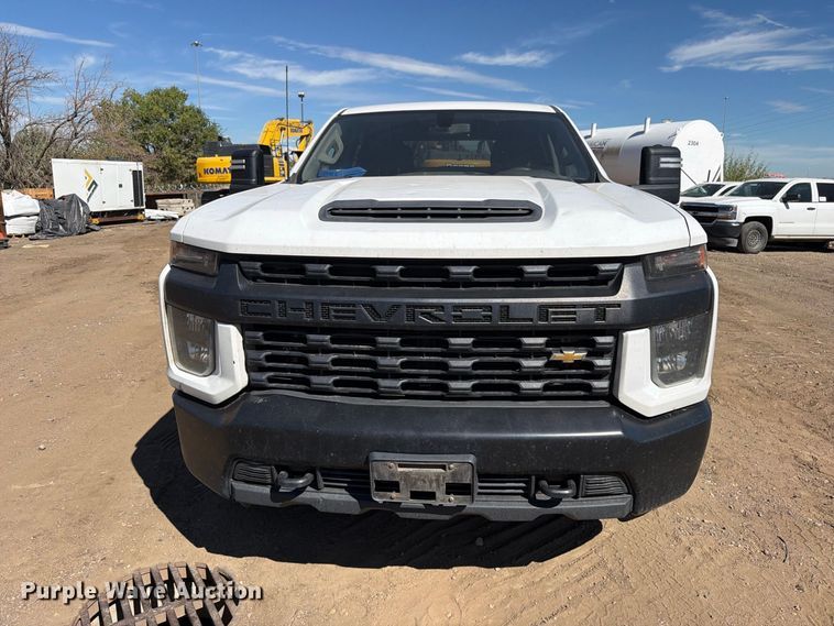 image for item ED0200 2020 Chevrolet Silverado 2500 Crew Cab utility bed pickup truck