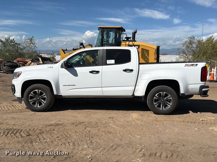 image for item ED0201 2022 Chevrolet Colorado Z71 Crew Cab pickup truck