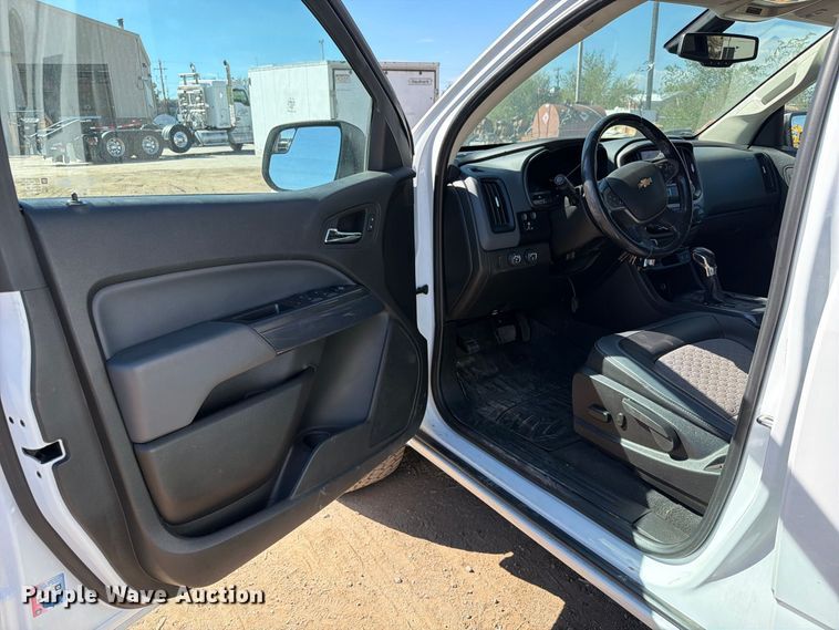 image for item ED0201 2022 Chevrolet Colorado Z71 Crew Cab pickup truck