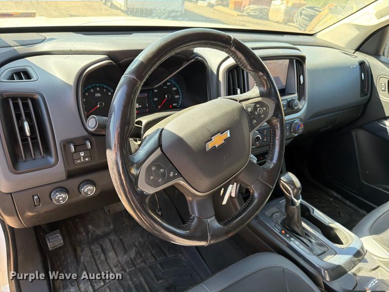 image for item ED0201 2022 Chevrolet Colorado Z71 Crew Cab pickup truck