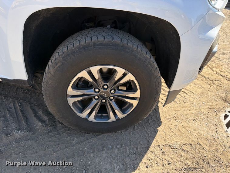image for item ED0201 2022 Chevrolet Colorado Z71 Crew Cab pickup truck