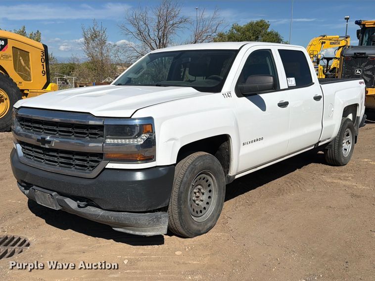 2018 Chevrolet Silverado 1500 Crew Cab pickup truck