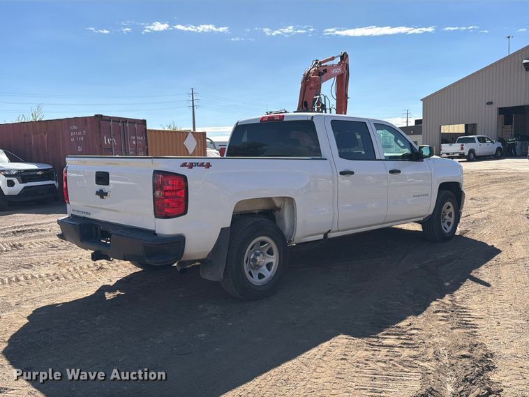 image for item ED0202 2018 Chevrolet Silverado 1500 Crew Cab pickup truck