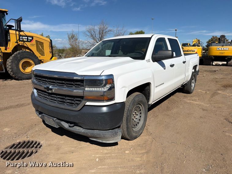 image for item ED0202 2018 Chevrolet Silverado 1500 Crew Cab pickup truck