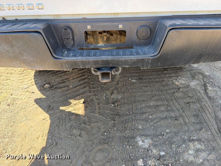 image for item ED0202 2018 Chevrolet Silverado 1500 Crew Cab pickup truck