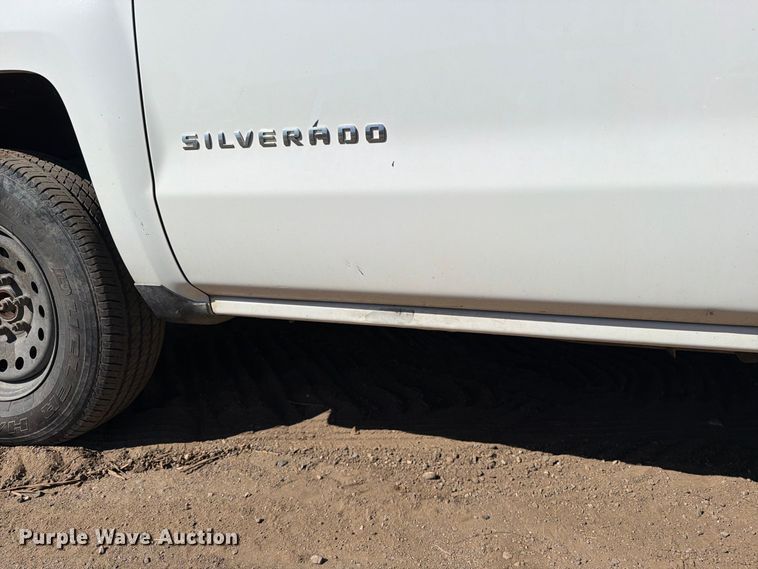 image for item ED0202 2018 Chevrolet Silverado 1500 Crew Cab pickup truck