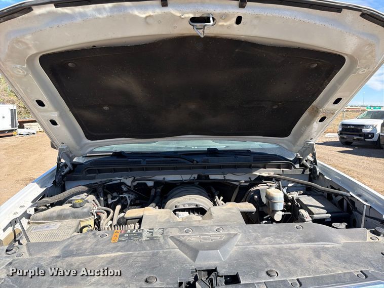 image for item ED0202 2018 Chevrolet Silverado 1500 Crew Cab pickup truck