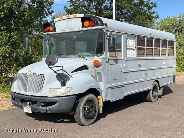 2008 IC Bus PB405 RV