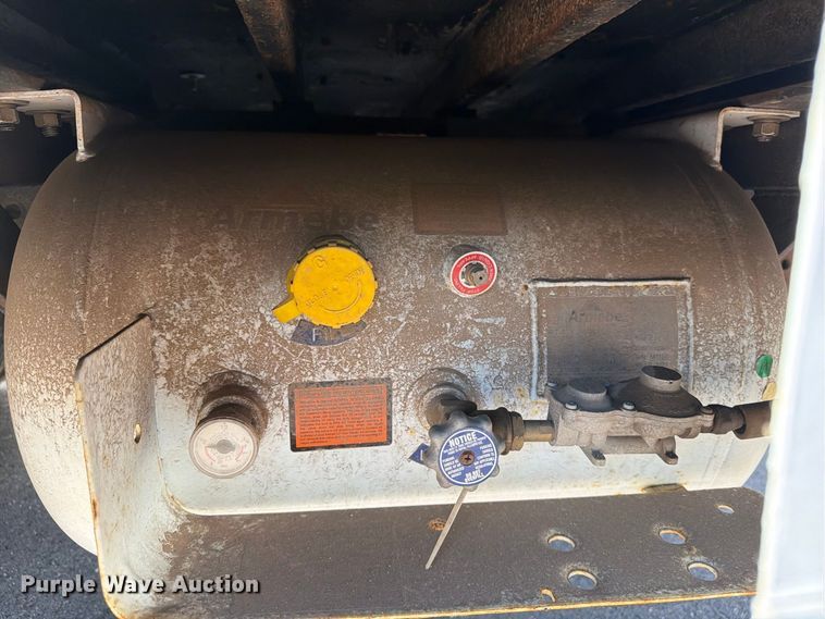 image for item ED0215 2008 IC Bus PB405 RV